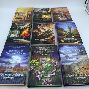 Guideposts Savannah Secrets Lot 9 Books 6 &‎ 8-15 Hardcover Christian Fiction